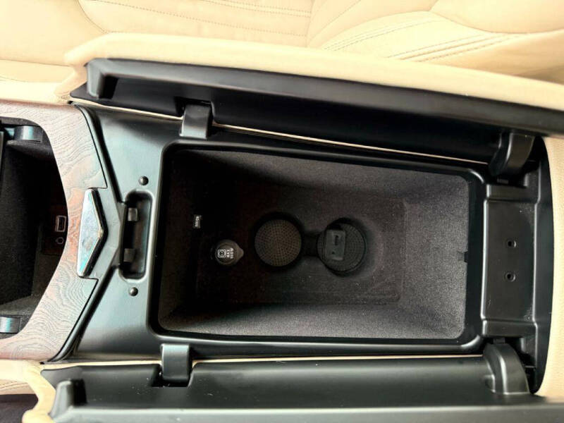 2015 Maserati Ghibli