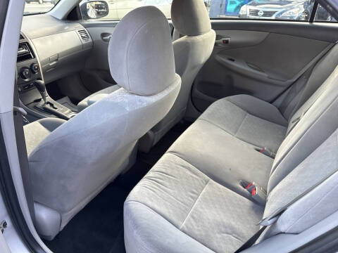 2009 Toyota Corolla LE