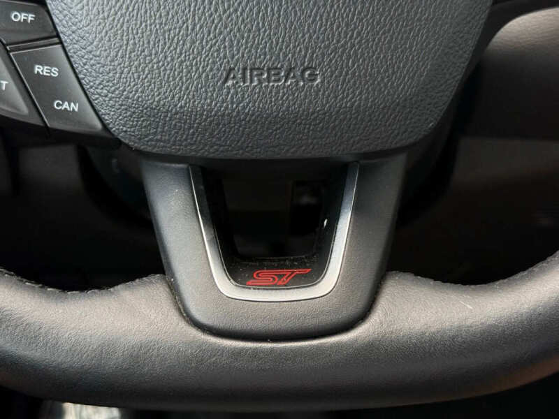 2018 Ford Focus ST