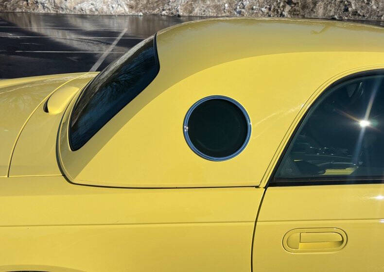 2002 Ford Thunderbird Deluxe