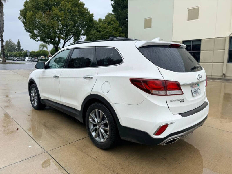 2019 Hyundai Santa Fe XL SE