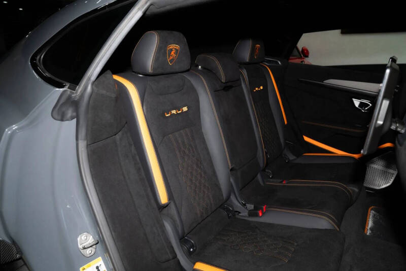 2024 Lamborghini Urus Performante
