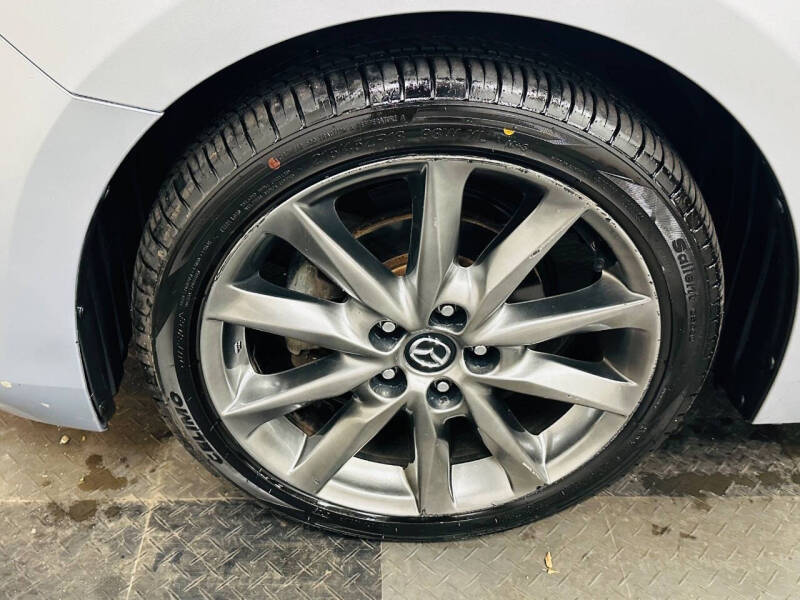 2018 Mazda MAZDA3 Touring