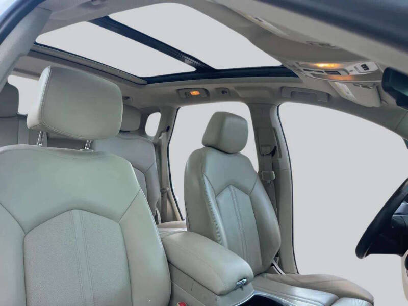 2013 Cadillac SRX Luxury Collection