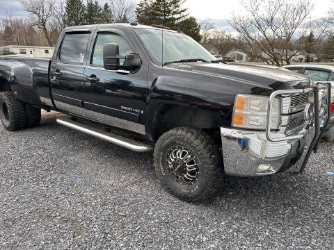 2007 Chevrolet Silverado 3500HD for sale at DOUG'S USED CARS in East Freedom PA