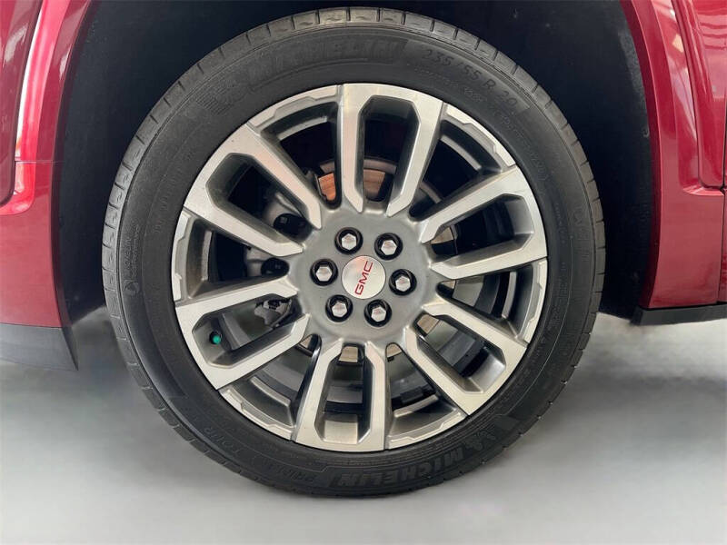 2021 GMC Acadia Denali