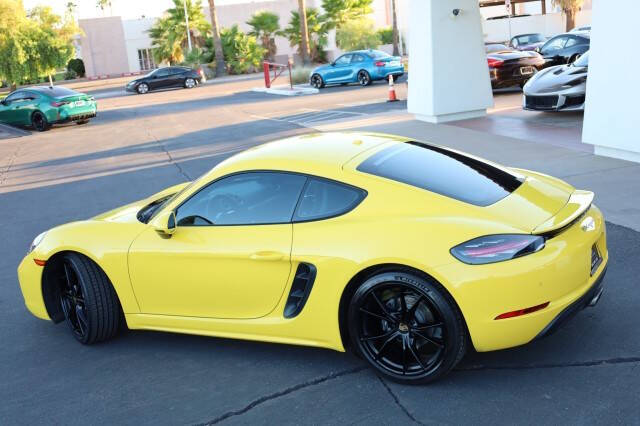 2021 Porsche 718 Cayman