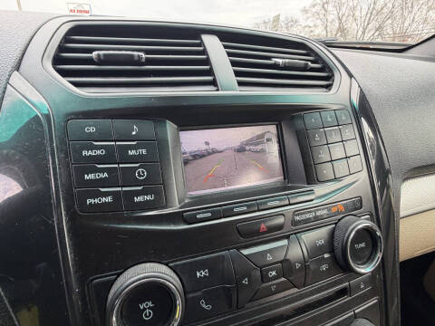 2017 Ford Explorer
