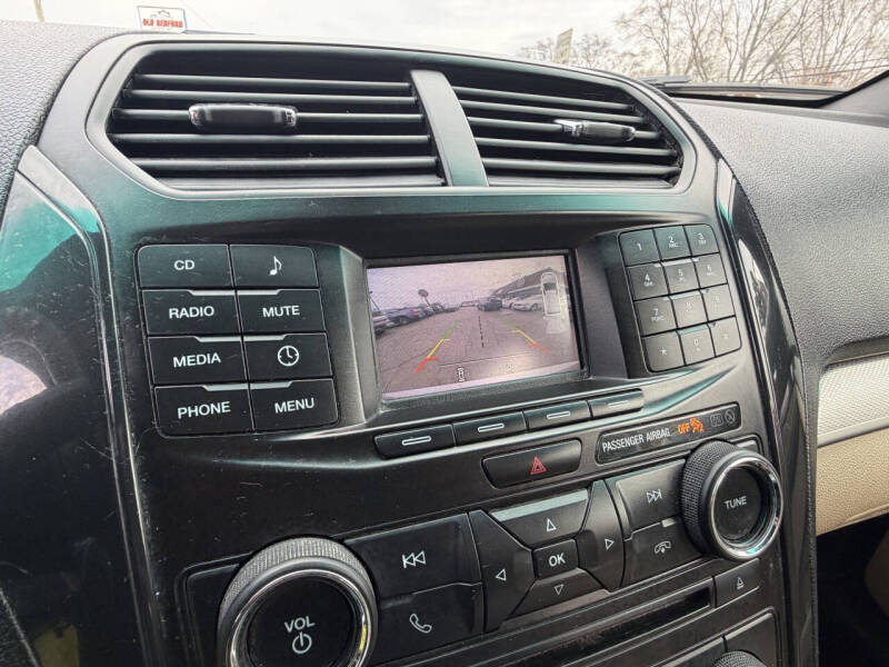2017 Ford Explorer