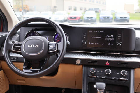 2022 Kia Carnival LX