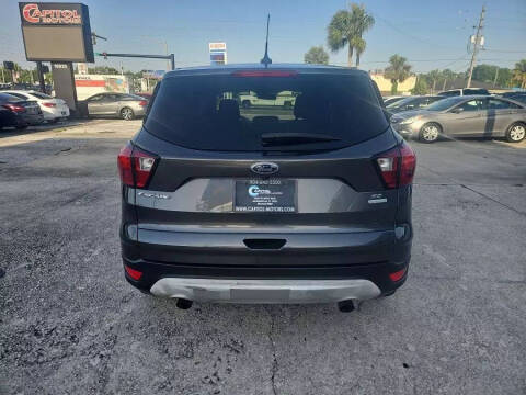2019 Ford Escape SE