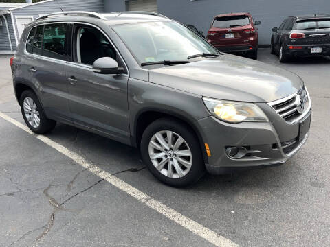 2009 Volkswagen Tiguan SE