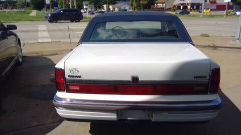 1990 Lincoln Town Car