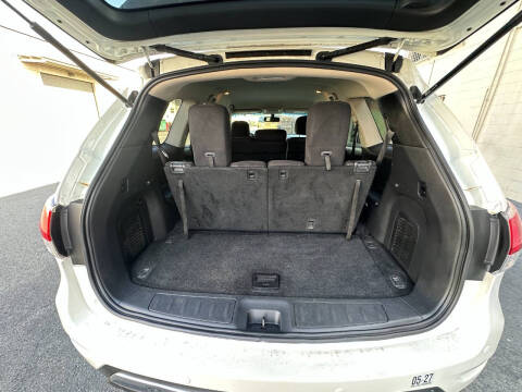 2015 Nissan Pathfinder SV