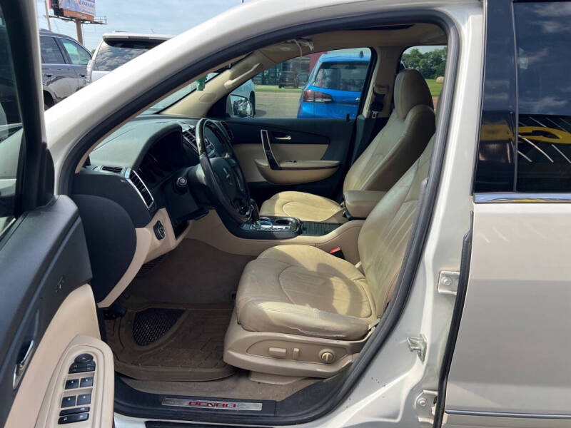2011 GMC Acadia Denali
