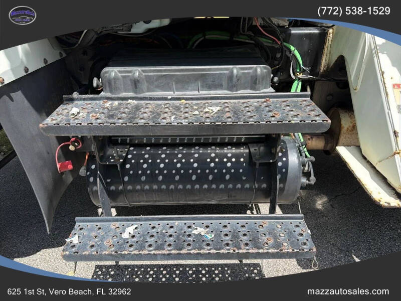 2005 International WorkStar 7300