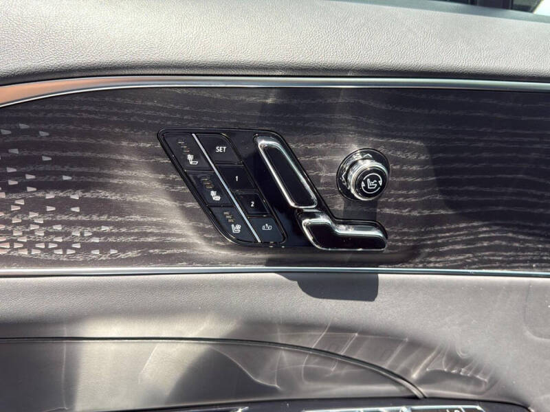 2026 Cadillac LYRIQ-V Premium