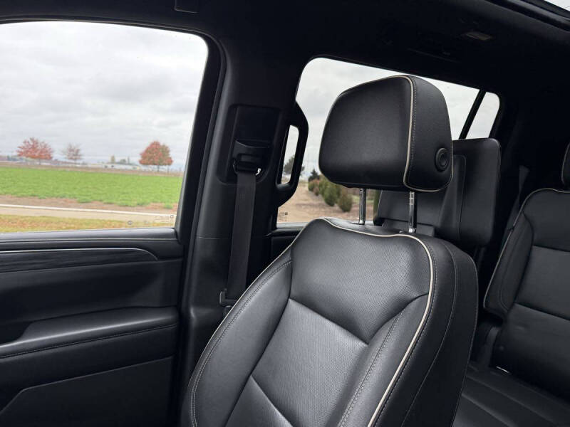 2021 GMC Yukon XL SLT