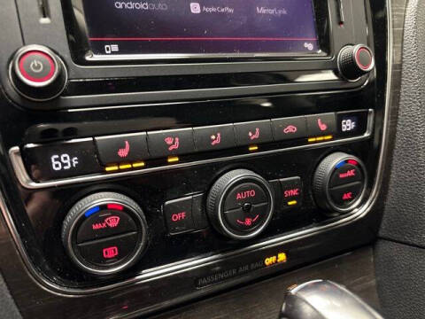 2016 Volkswagen Passat 1.8T SEL Premium