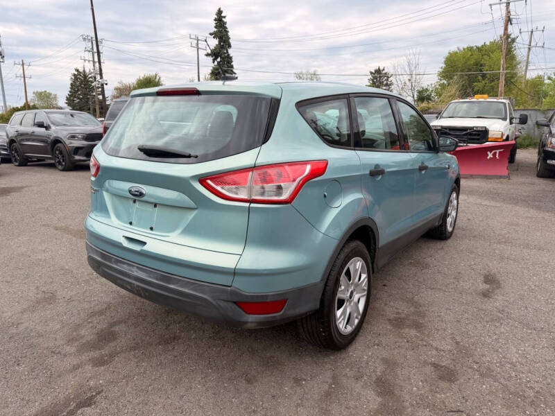 2013 Ford Escape S