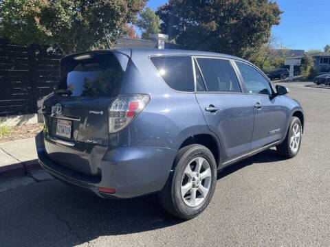 2012 Toyota RAV4 EV