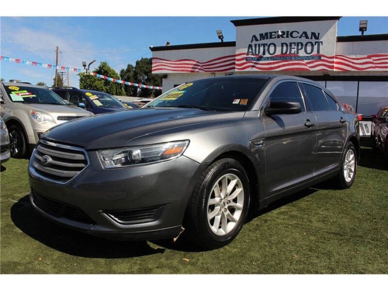 2014 Ford Taurus SE