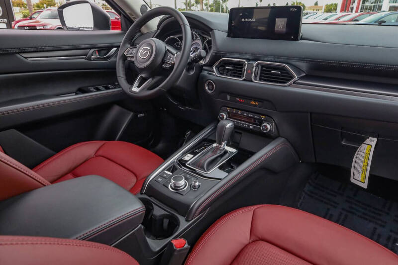 2025 Mazda CX-5 2.5 S Carbon Edition