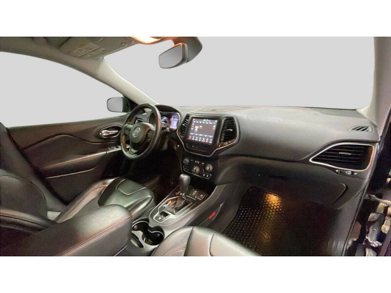 2019 Jeep Cherokee Trailhawk