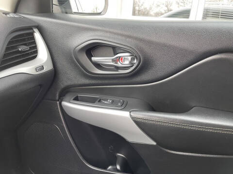 2018 Jeep Cherokee Latitude Plus