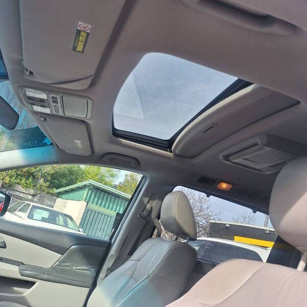 2011 Honda Odyssey EX-L w/DVD