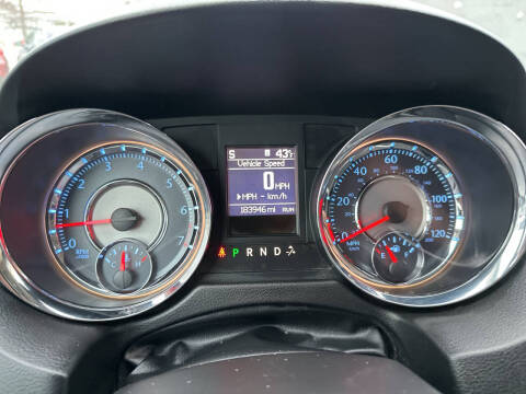 2014 Chrysler Town and Country Touring-L