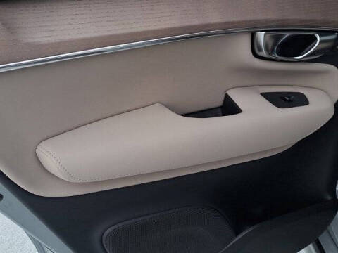 2026 Volvo XC90 B6 Plus 7P