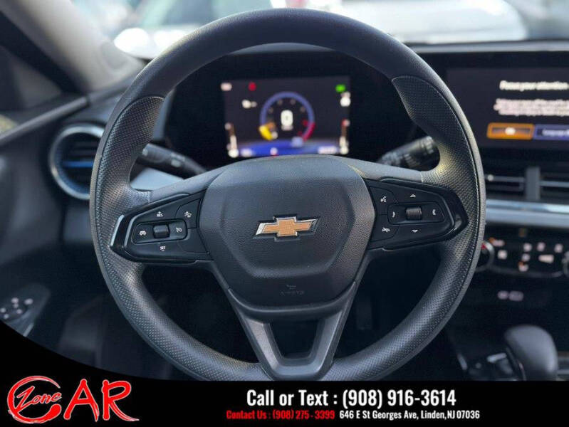 2024 Chevrolet Trax LT