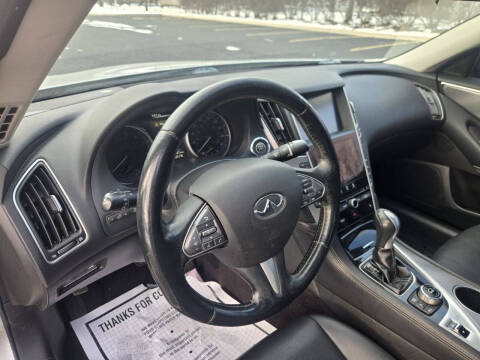 2014 Infiniti Q50 Premium