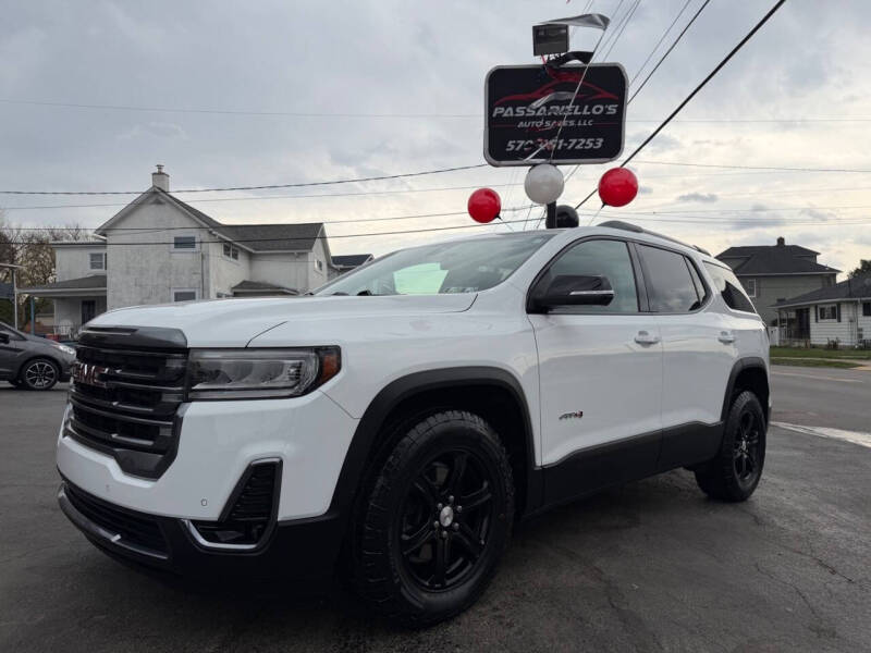 2023 GMC Acadia AT4