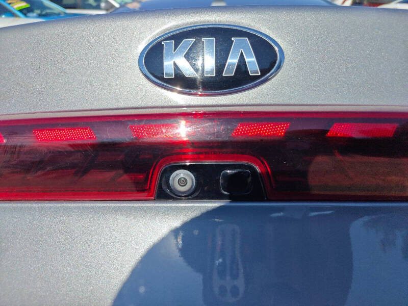2021 Kia K5