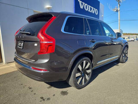 2023 Volvo XC90 Recharge T8 Ultimate Bright Theme 7P