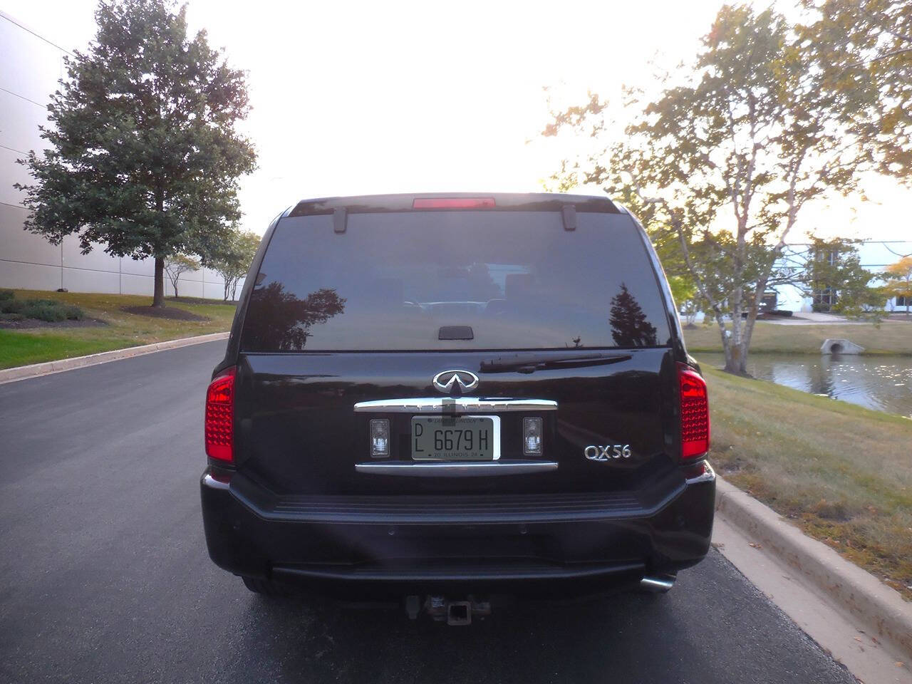 2010 INFINITI QX56 for sale at Genuine Motors in Schaumburg, IL