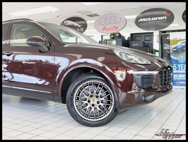 2017 Porsche Cayenne Platinum Edition