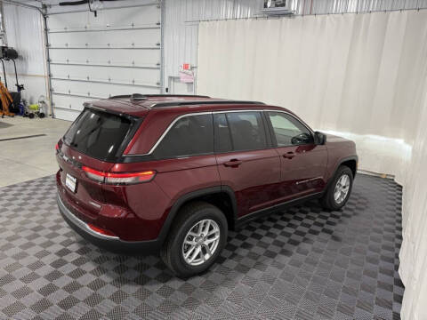 2025 Jeep Grand Cherokee Laredo X