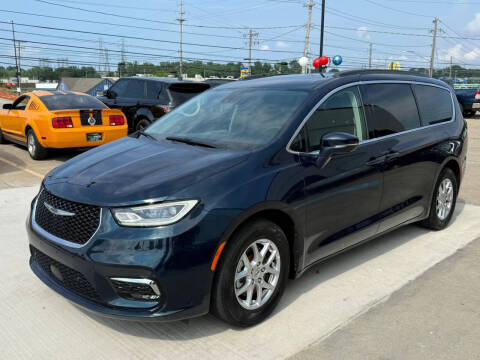 2022 Chrysler Pacifica Touring L