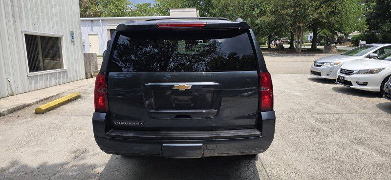 2020 Chevrolet Suburban LT