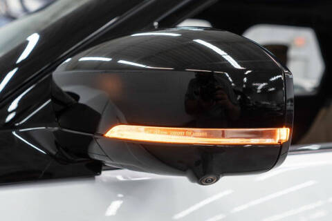 2024 Land Rover Discovery P300 Dynamic SE