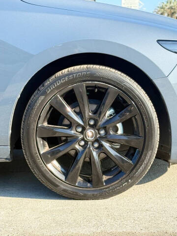 2022 Mazda Mazda3 Sedan Carbon Edition