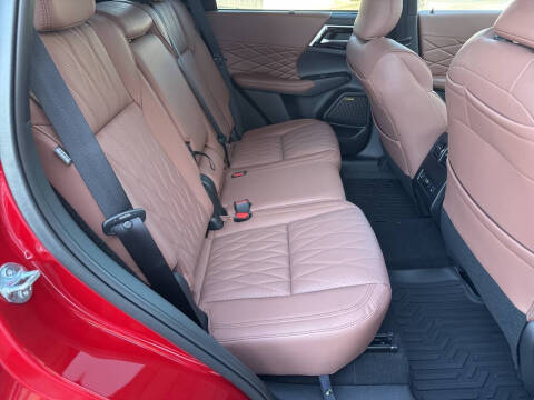 2025 Mitsubishi Outlander SEL