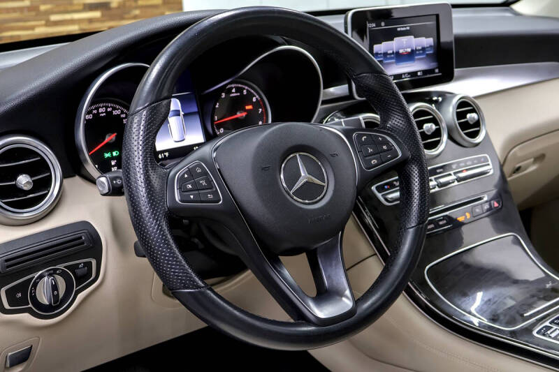 2019 Mercedes-Benz GLC GLC 300