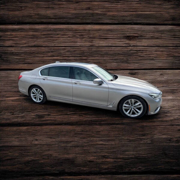 2016 BMW 7 Series 750i
