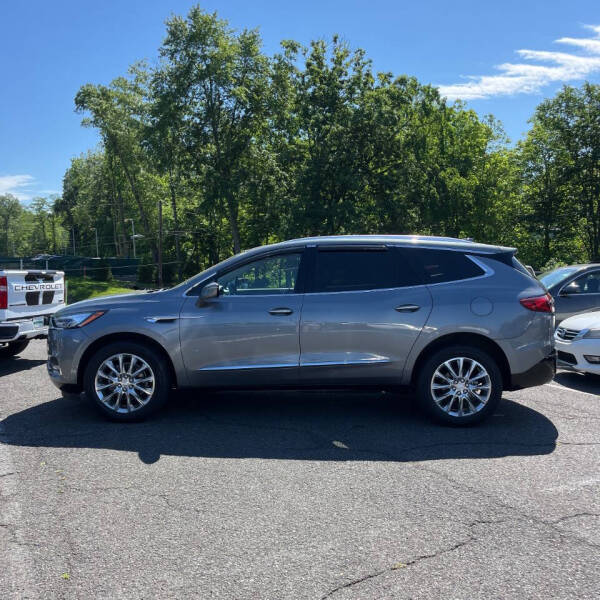 2021 Buick Enclave Essence