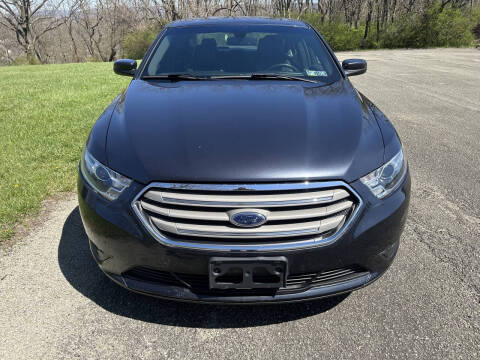 2017 Ford Taurus SEL