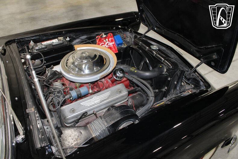 1956 Ford Thunderbird